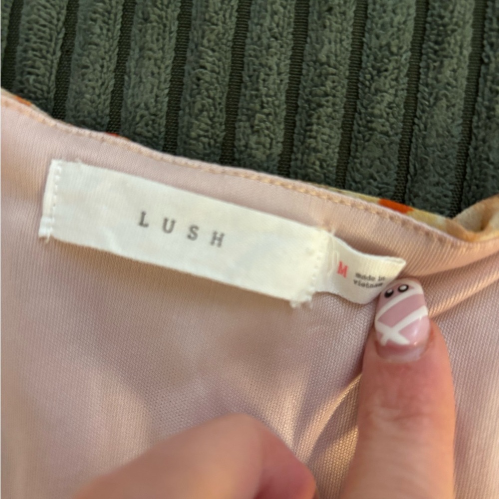 Lush Soft Pink Fabric - Picture 3 of 3